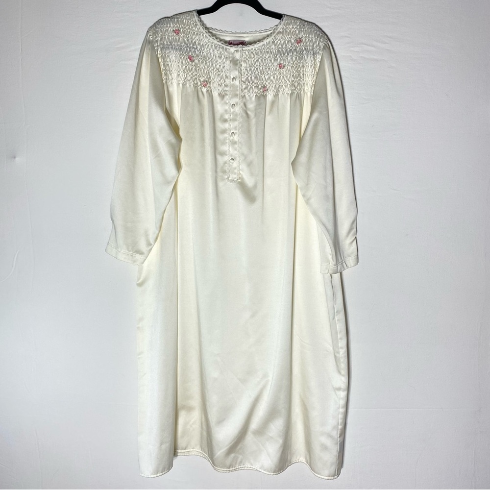 Vintage La Lingerie Satiny Cream Long Sleeve Nightgown M Grannycore Cottagecore
